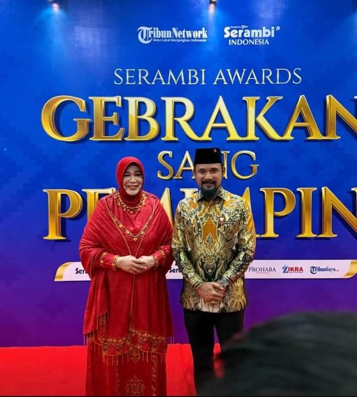 Bupati Al-Farlaky Raih Serambi Award, Dinobatkan sebagai Pemimpin Inovator Transformasi Fiskal Daerah