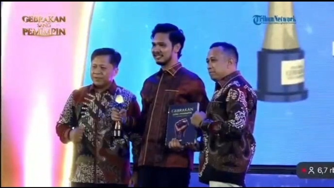 Anggota DPRK Aceh Timur Zulfahmi Terima Serambi Award karena Berani Bela Hak Rakyat atas Lahan HGU