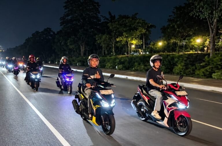 82 Bikers Honda Batam Ikuti Vario Evo Night Ride