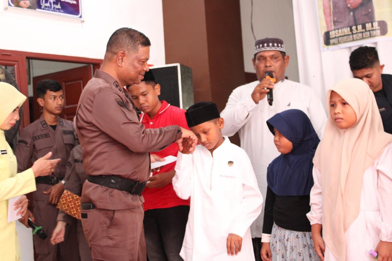 Kejari Aceh Timur Rayakan HUT ke-81 dengan Aksi Peduli Anak Yatim-Piatu.