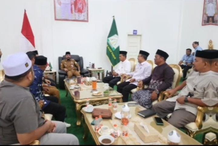 Baitul Mal Aceh Timur Audiensi dengan Bupati, Fokus Kemajuan Daerah dan Bantuan Rumah
