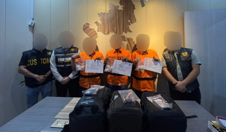 Bea Cukai Batam Gagalkan Penyelundupan 490 Gram Methamphetamine di Bandara Hang Nadim. 