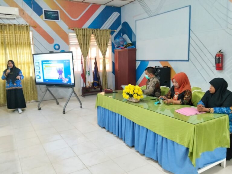 Inovasi SMAN 1 Simpang Ulim: Setiap Guru yang Ikut Pelatihan Wajib Presentasikan Hasilnya ke Guru Lain